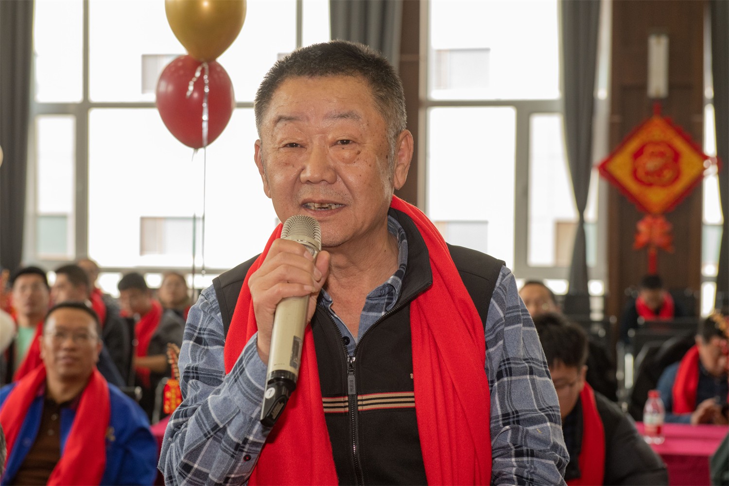 “點(diǎn)亮青春，圓夢義鐵”公司青年人才聯(lián)誼會(huì)成功舉辦
